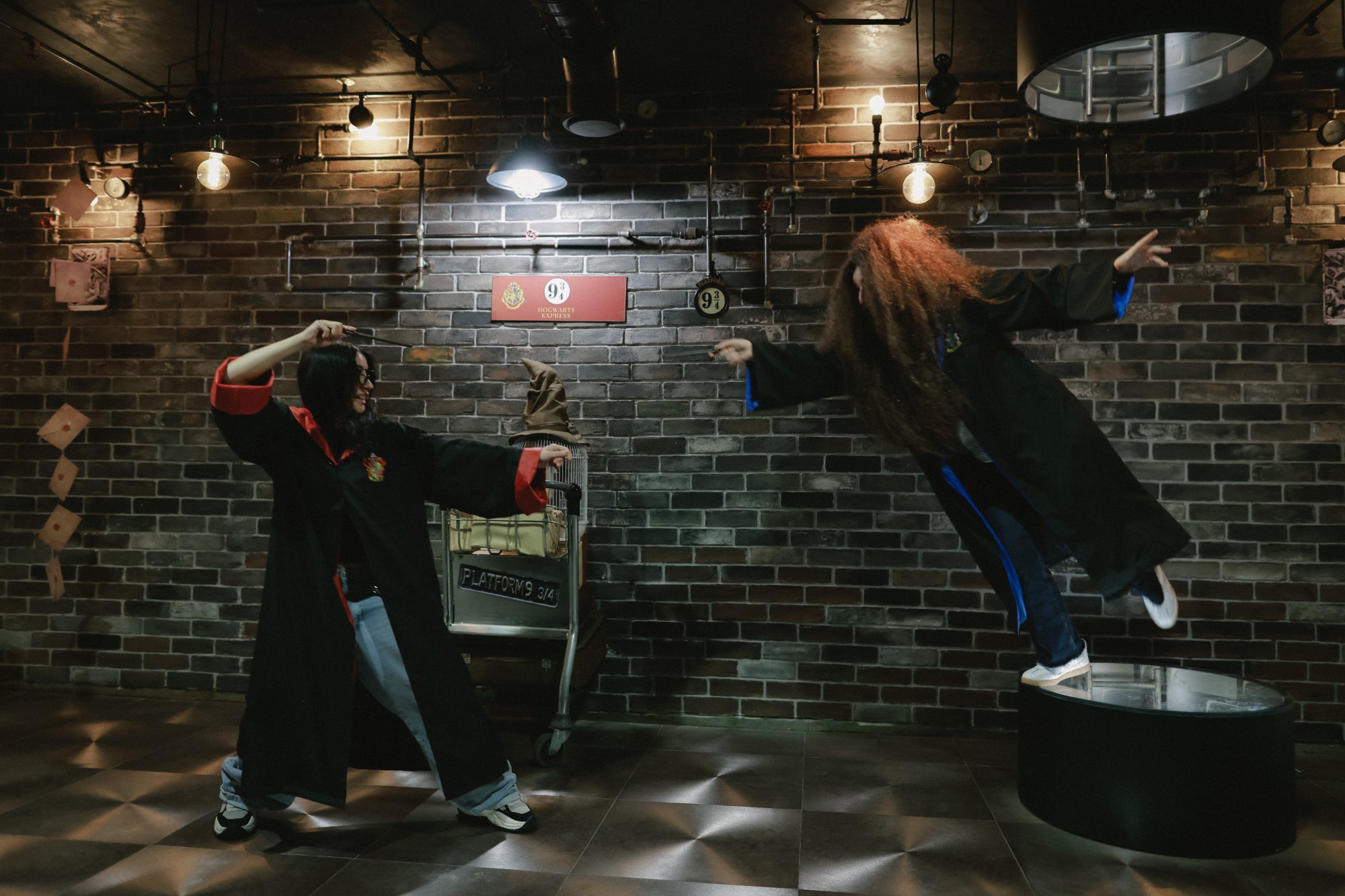 Mini Hogwarts levitation